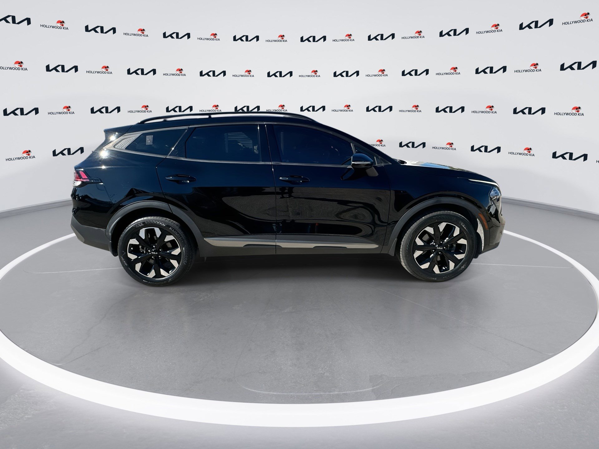 Certified 2023 Kia Sportage X-Line image 9