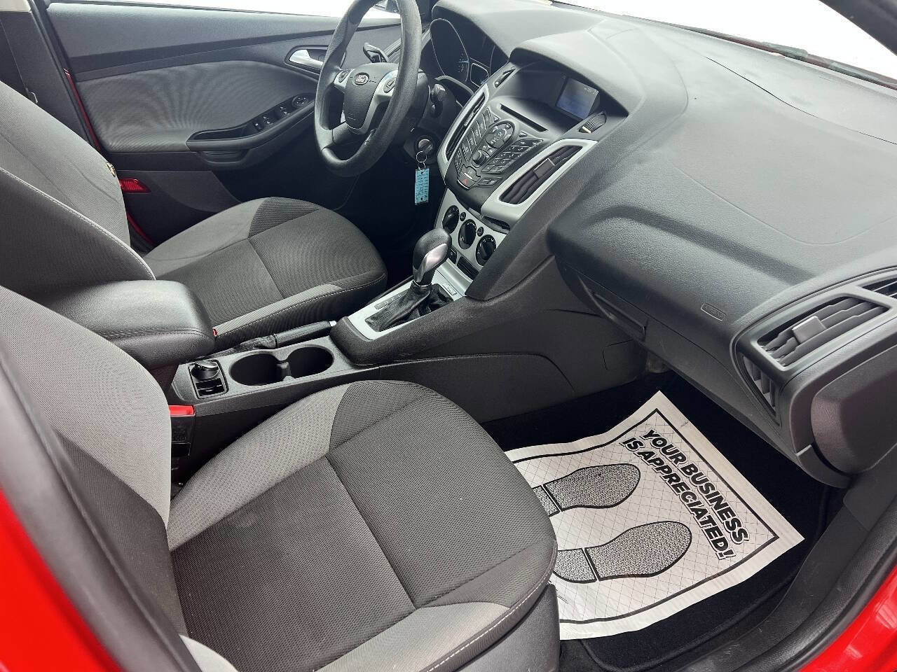 Used 2014 Ford Focus SE image 12