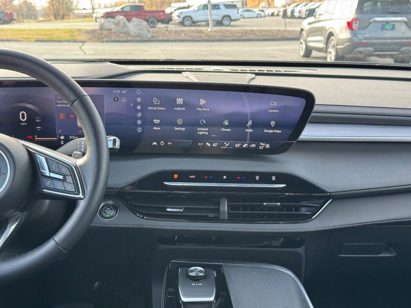 Certified 2025 Buick Enclave Preferred image 15