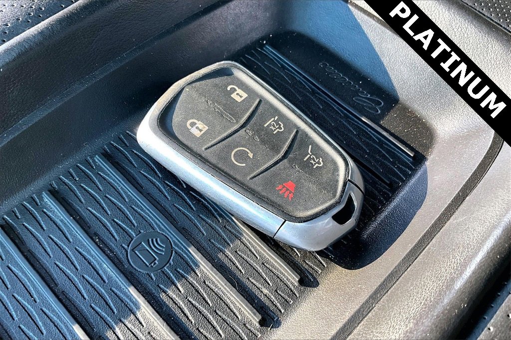 Used 2019 Cadillac Escalade ESV Platinum image 10