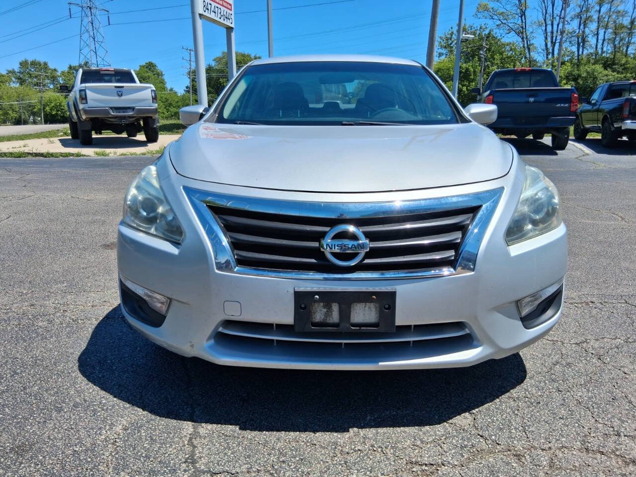 Used 2015 Nissan Altima 2.5 S FWD image 2