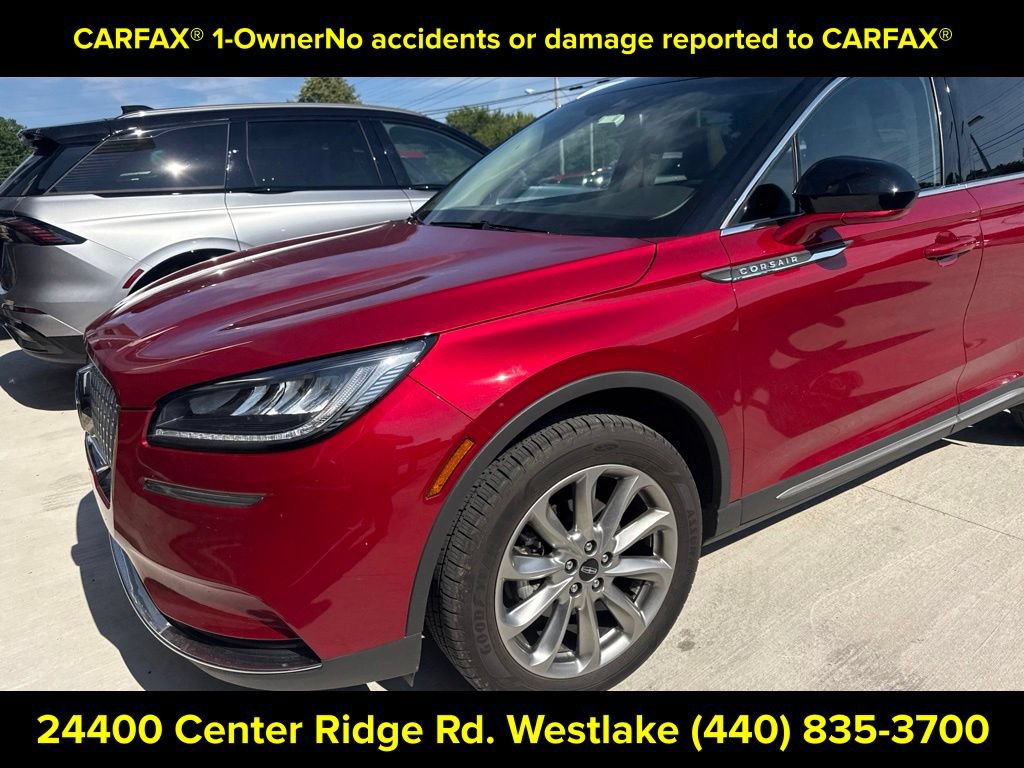 Used 2022 Lincoln Corsair AWD w/ Premium Package image 2
