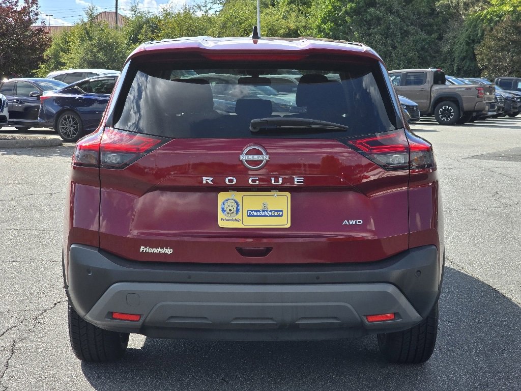 Used 2023 Nissan Rogue S image 25