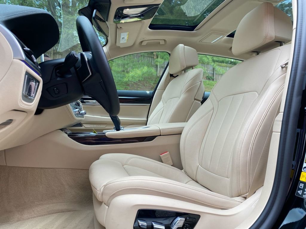 Used 2020 BMW 740i xDrive w/ Cold Weather Package image 30