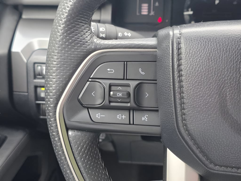 Used 2024 Toyota Tacoma SR5 AWD/4WD image 16