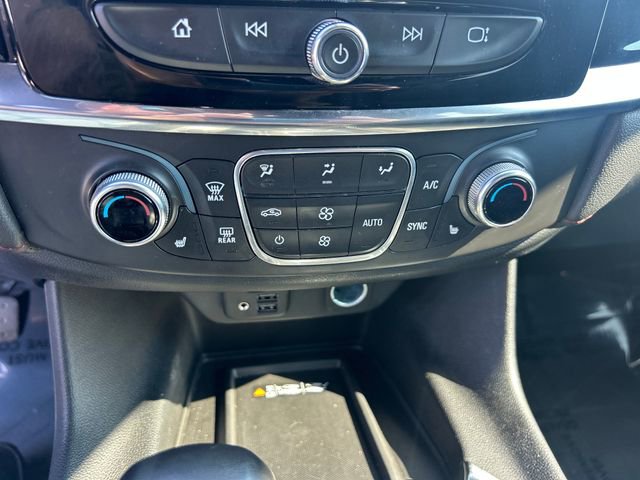 Used 2022 Chevrolet Traverse RS image 24