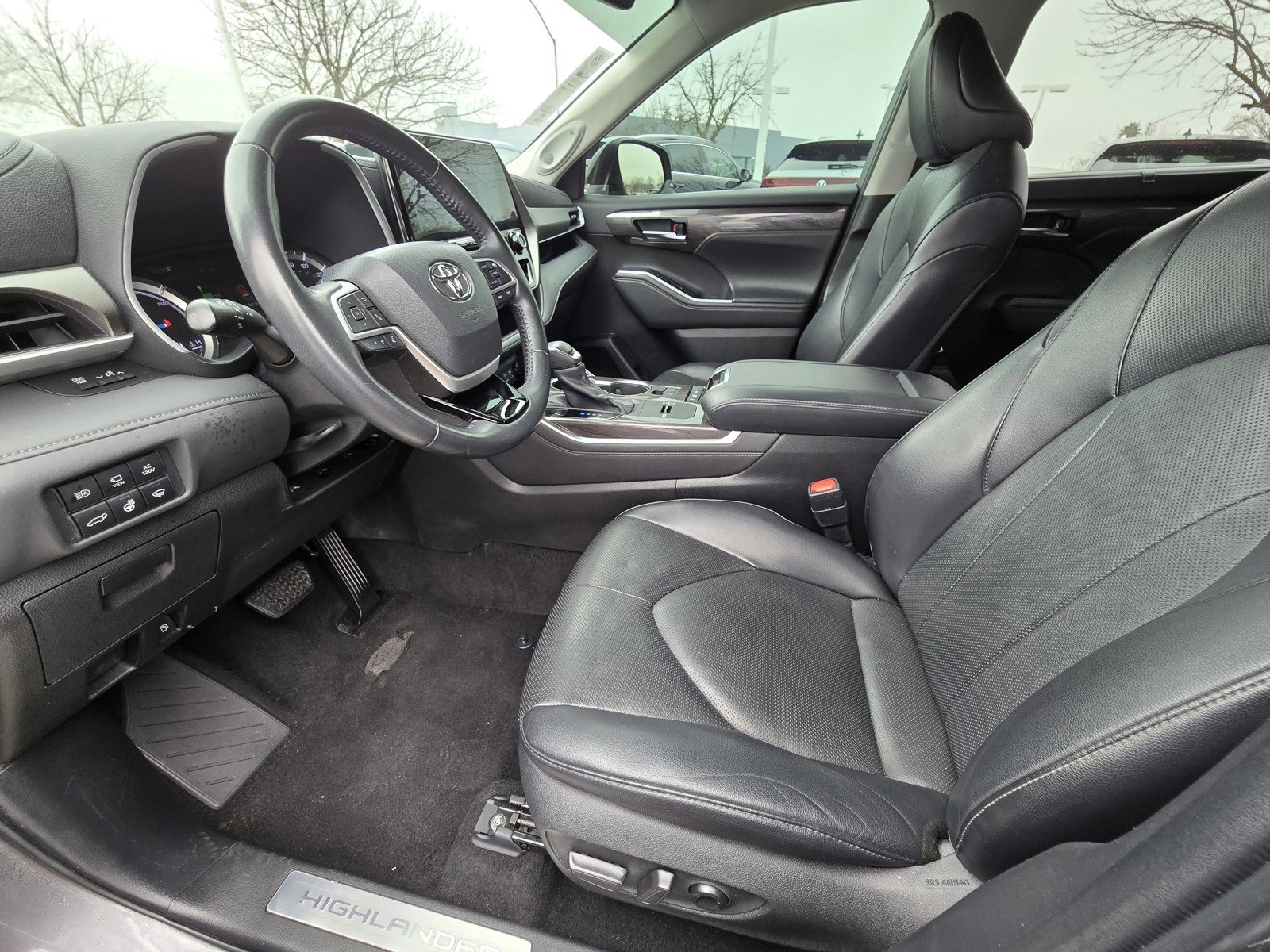 Used 2022 Toyota Highlander Limited image 14