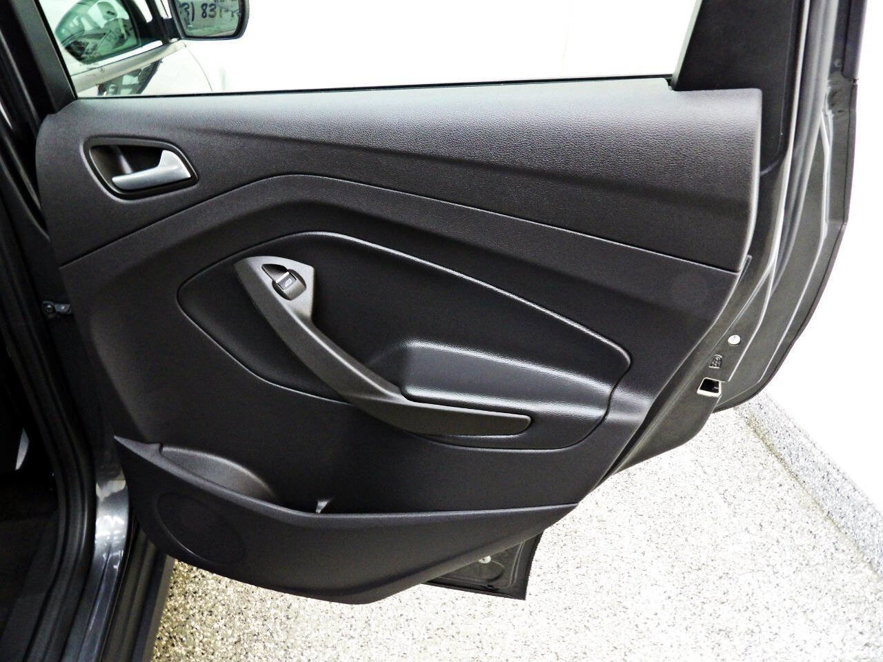 Used 2018 Ford C-MAX SE w/ Equipment Group 202A image 12