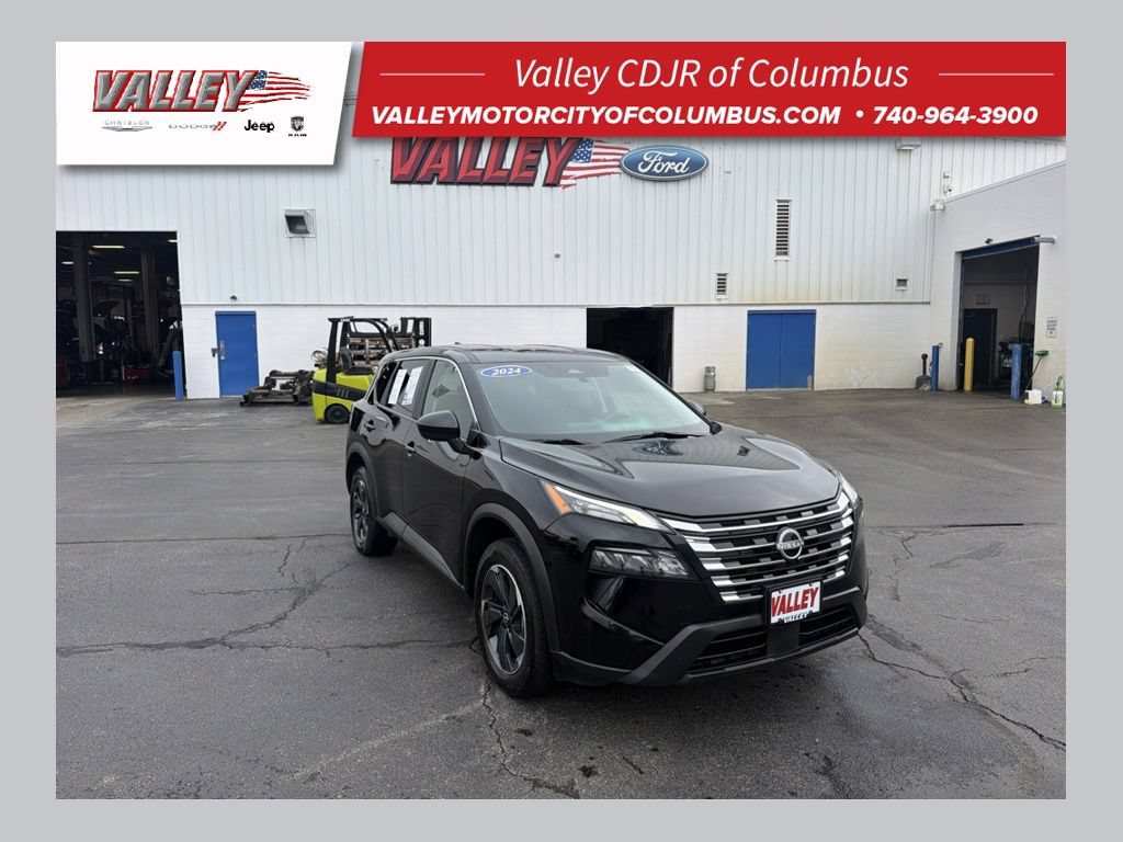 Used 2024 Nissan Rogue SV AWD/4WD image 1