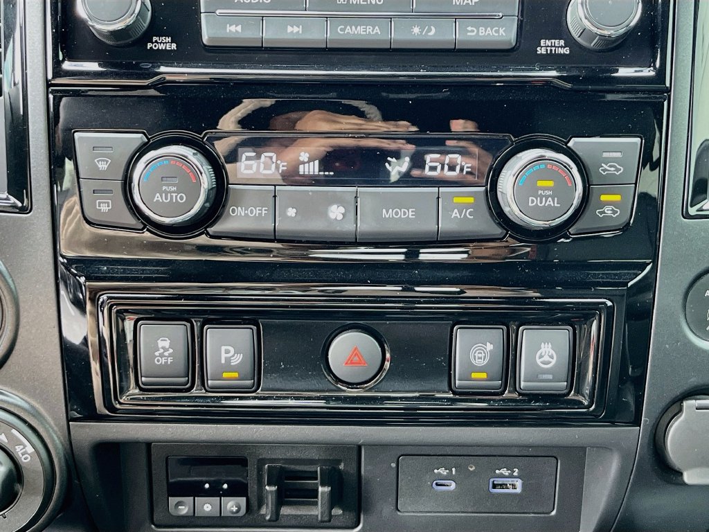 Used 2024 Nissan Titan PRO-4X w/ Pro-4x Convenience Package AWD/4WD image 26