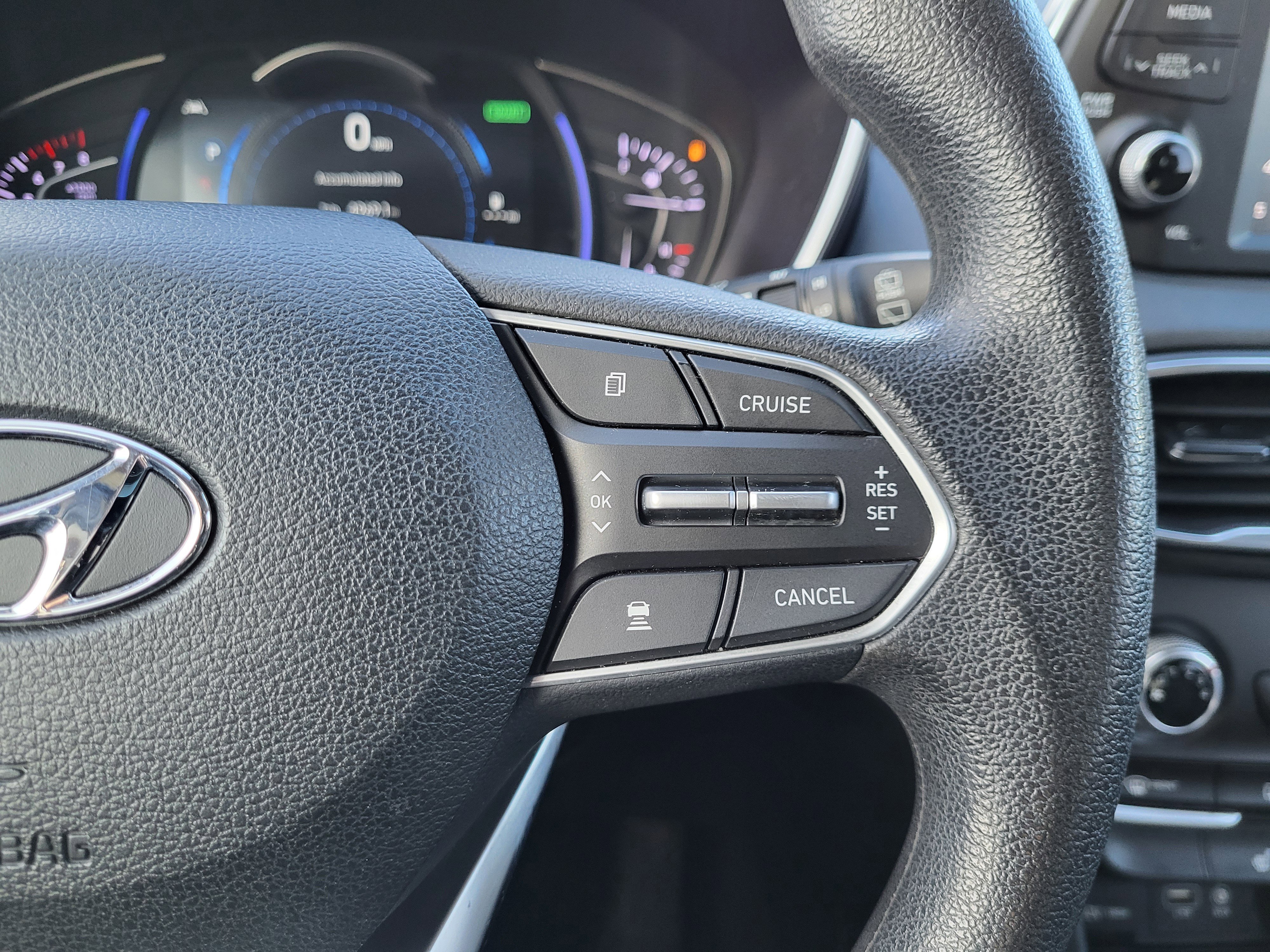 Used 2019 Hyundai Santa Fe SEL image 21