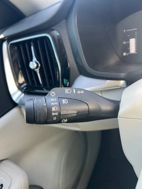 Used 2019 Volvo S60 T5 Momentum FWD image 20