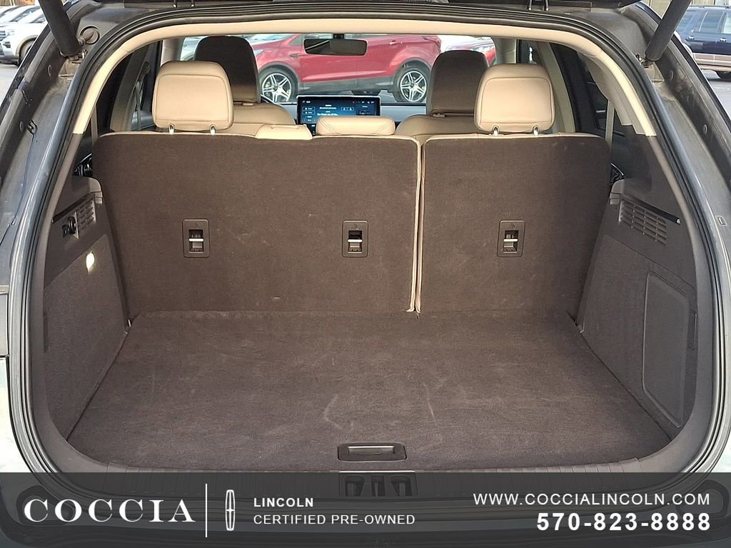 Certified 2022 Lincoln Nautilus Reserve image 27