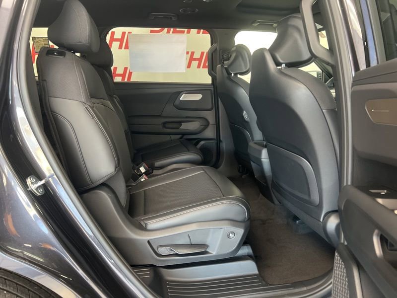 New 2027 Kia Telluride S image 11