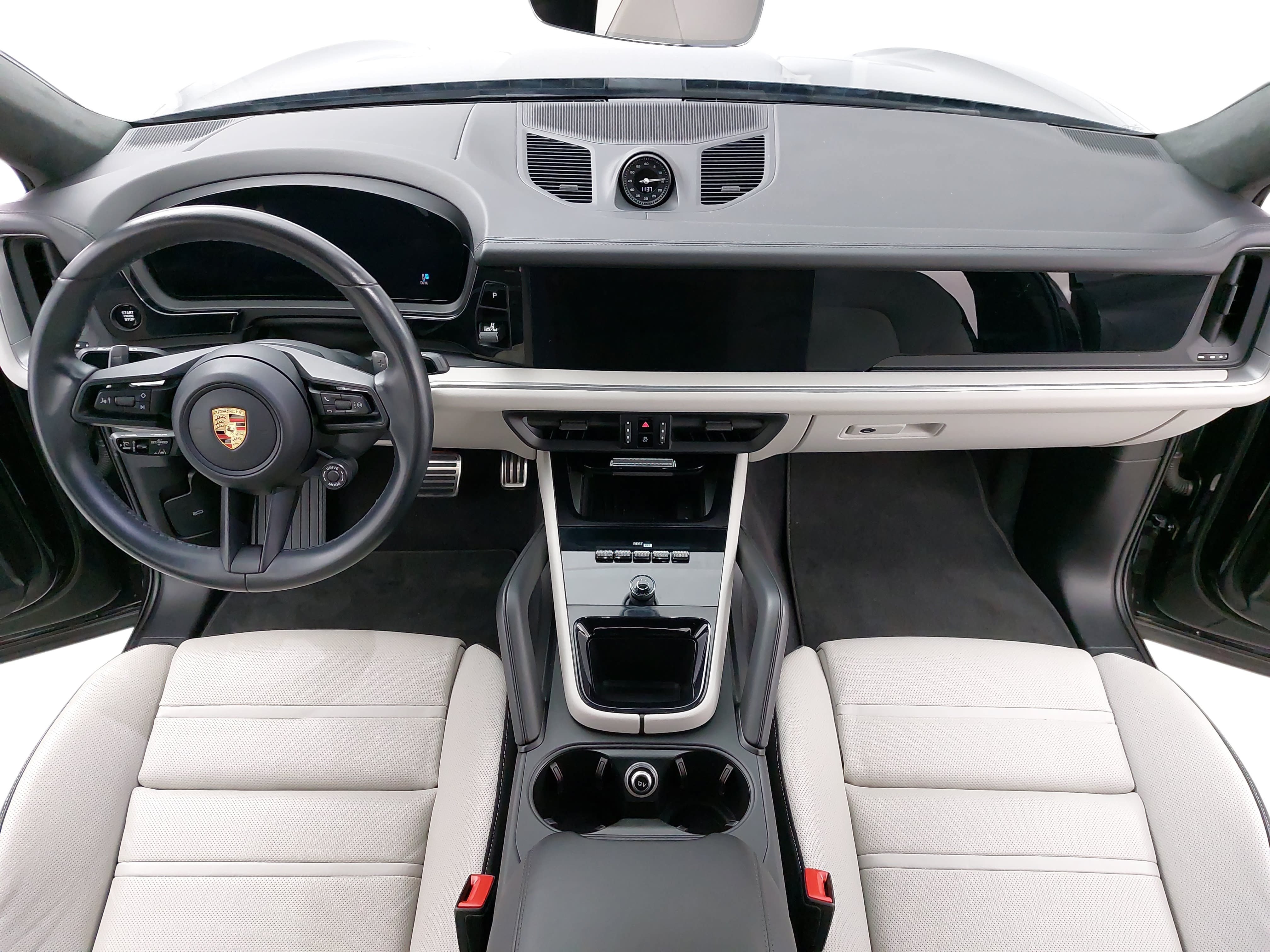 Certified 2024 Porsche Cayenne S AWD/4WD image 11