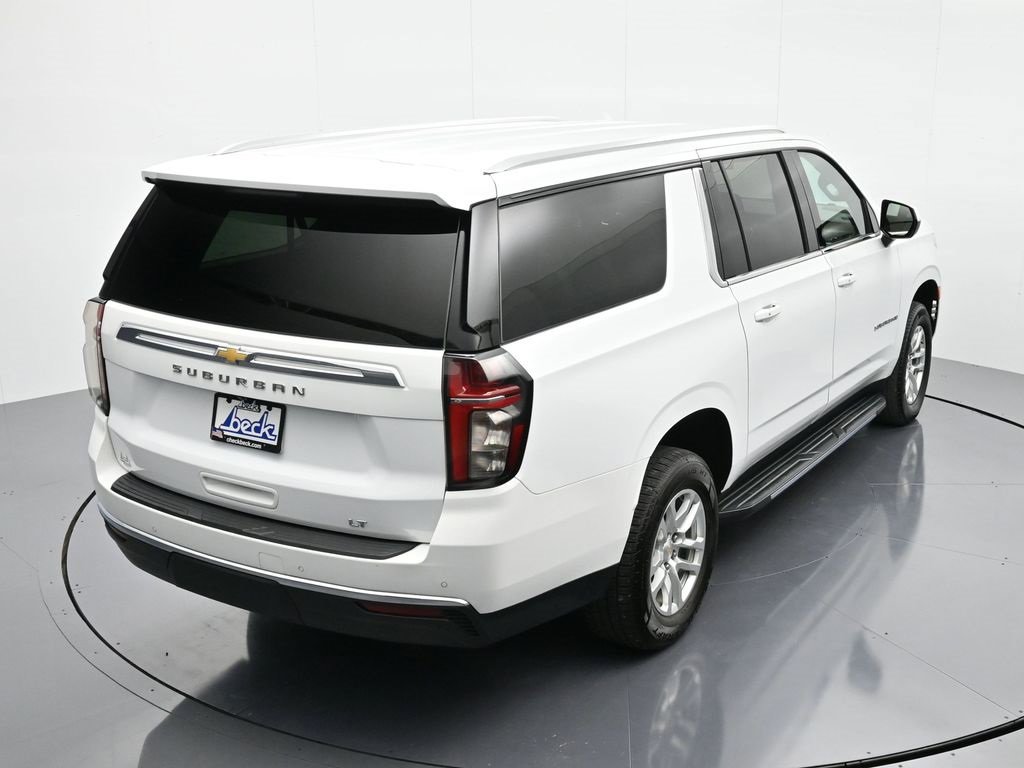 Used 2024 Chevrolet Suburban LT image 33