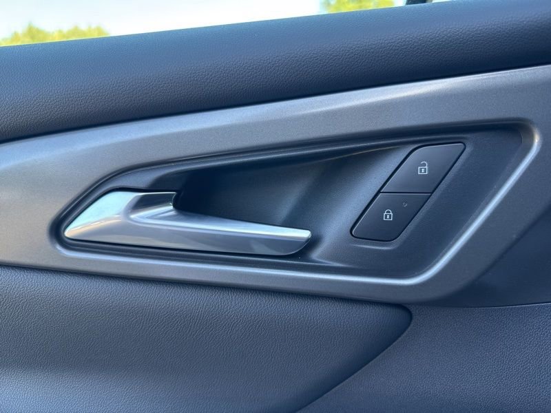 New 2026 Chevrolet Traverse LT w/ Driver Confidence Package image 16