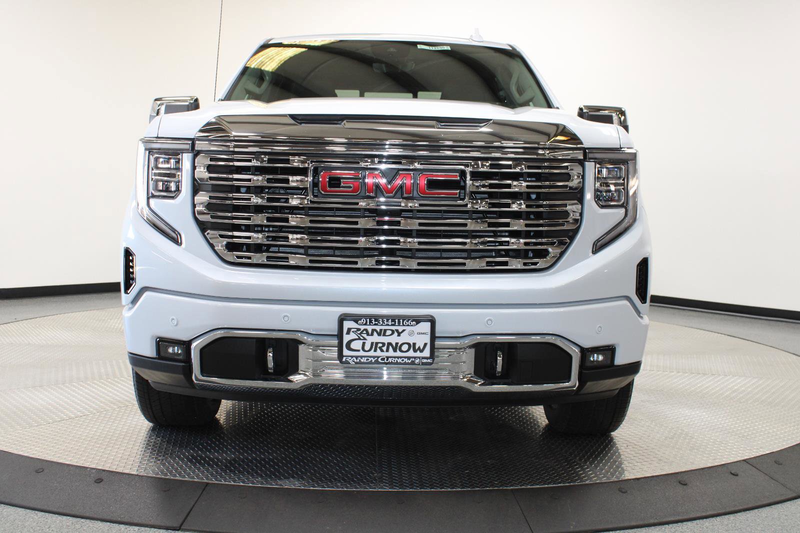 New 2026 GMC Sierra 1500 Denali image 2