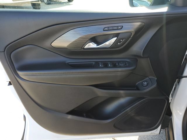 Used 2024 GMC Terrain SLT FWD image 21
