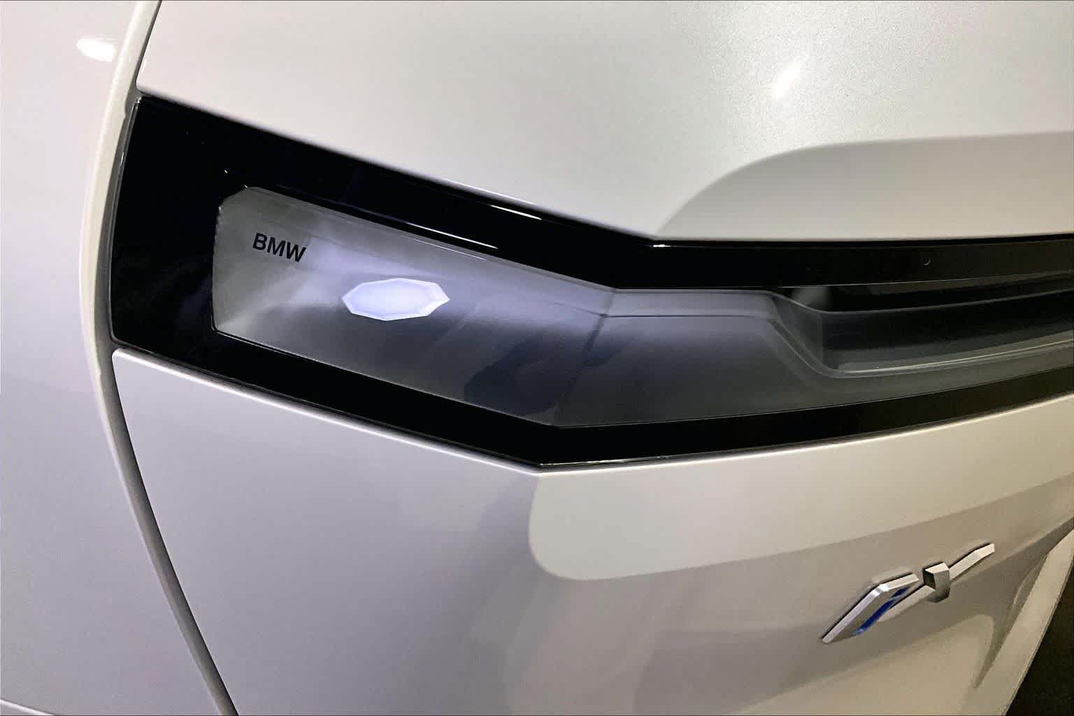 Certified 2025 BMW iX xDrive50 AWD/4WD image 26