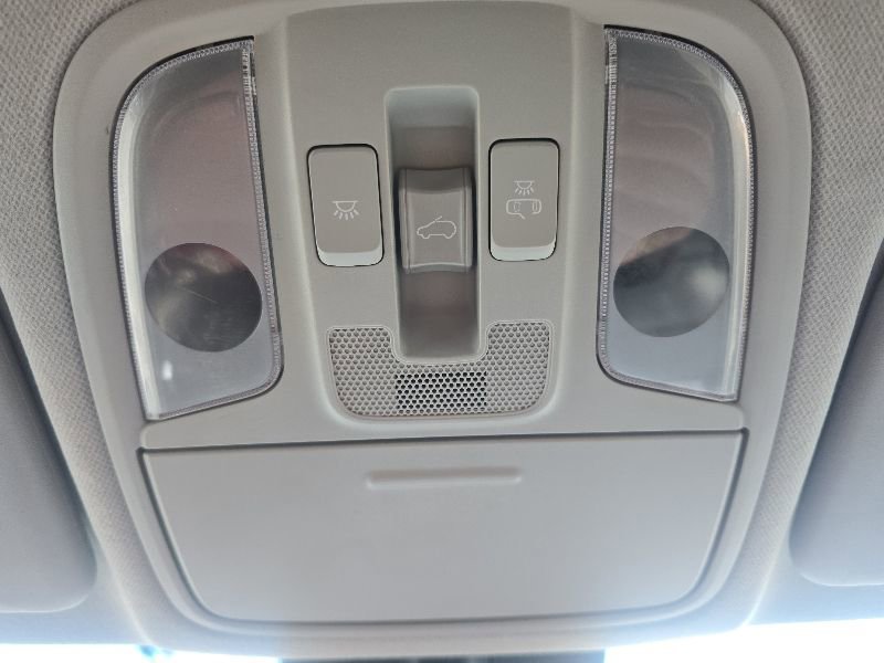 Used 2022 Kia Niro EX Premium FWD image 20