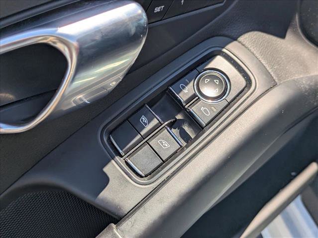 Used 2019 Porsche 718 Cayman RWD image 15