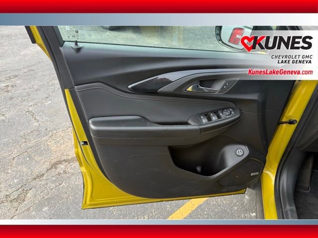 Used 2023 Chevrolet TrailBlazer RS w/ Sun and Liftgate Package image 13