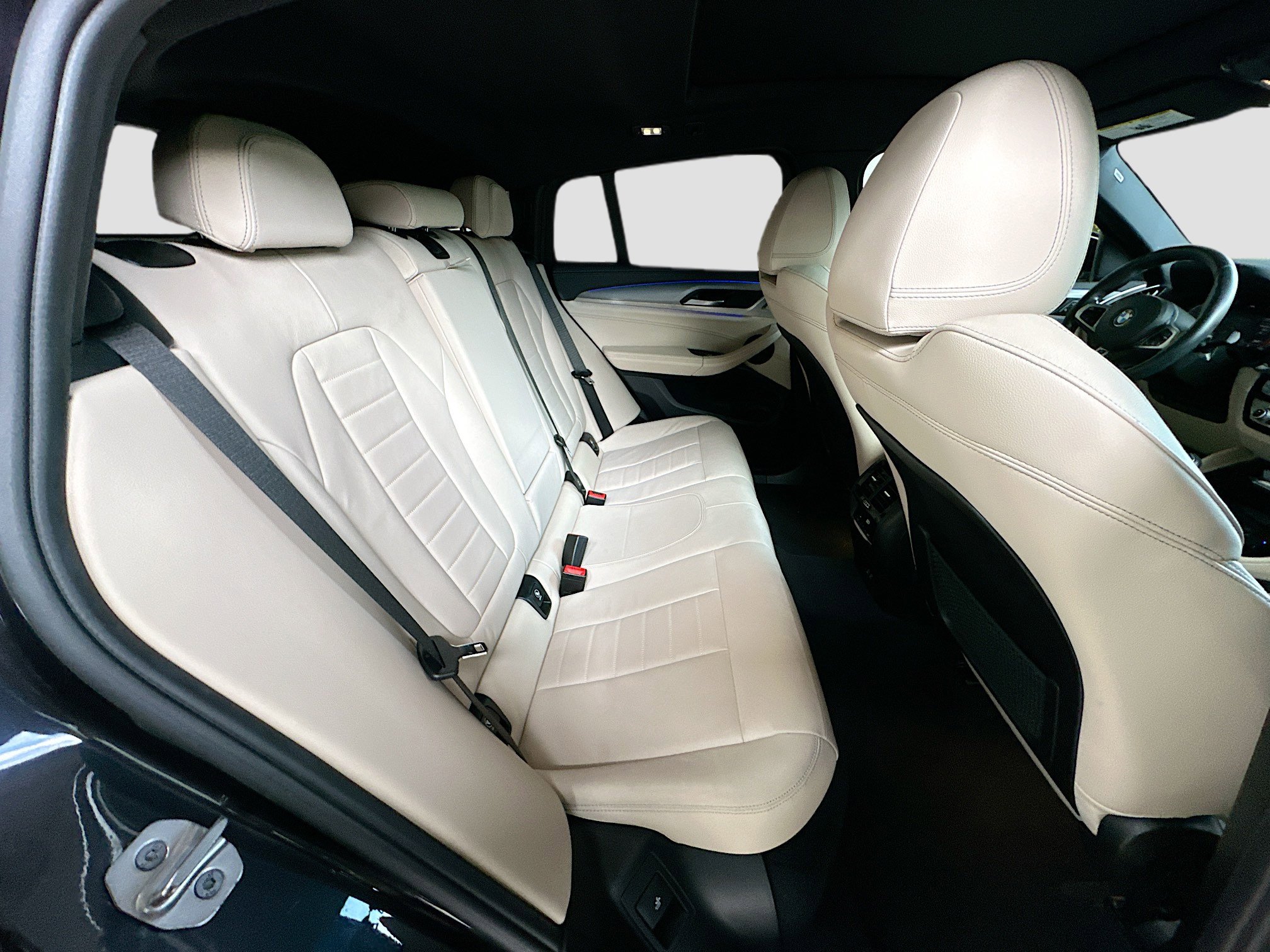 Used 2021 BMW X4 xDrive30i w/ M Sport Package image 28