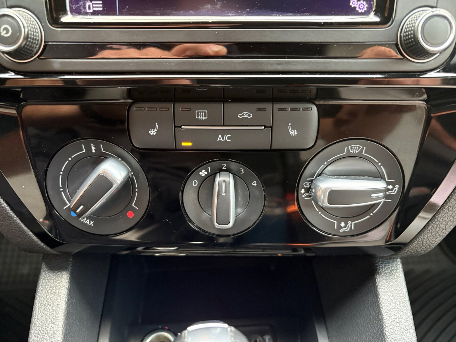 Used 2016 Volkswagen Jetta Sport image 17