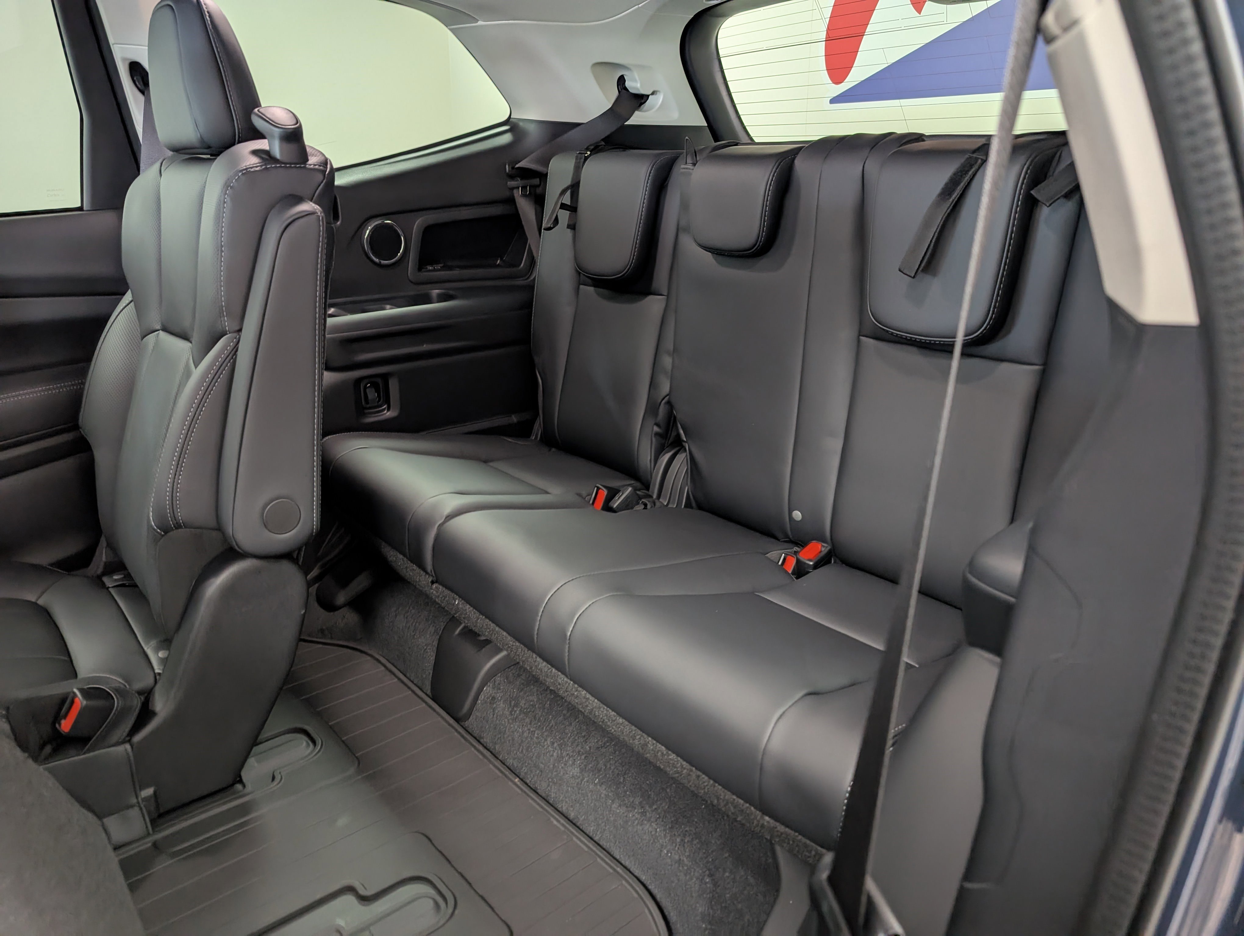 New 2025 Subaru Ascent Touring w/ Popular Package #2 image 5