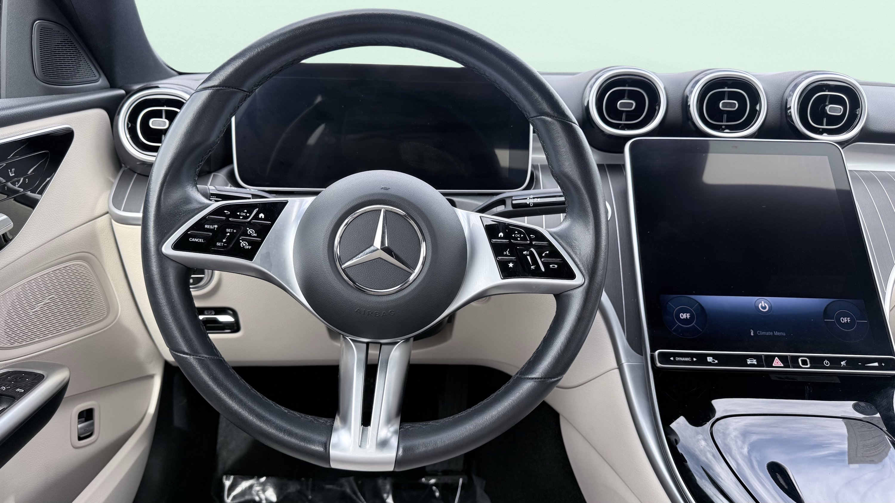 Used 2025 Mercedes-Benz C 300 Sedan image 54