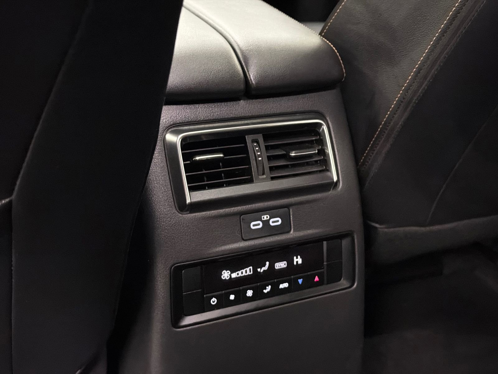 Used 2025 MAZDA CX-90 3.3 Turbo w/ Preferred Package image 20