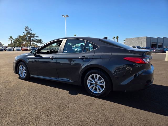 Certified 2025 Toyota Camry LE image 5