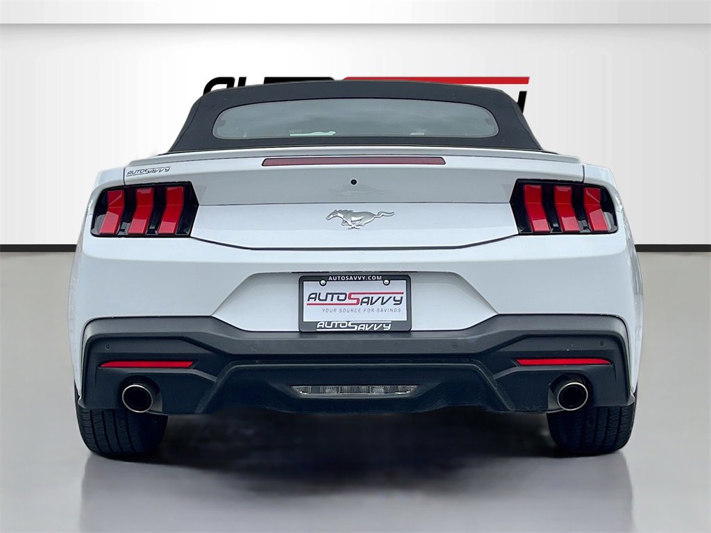 Used 2024 Ford Mustang Premium image 6