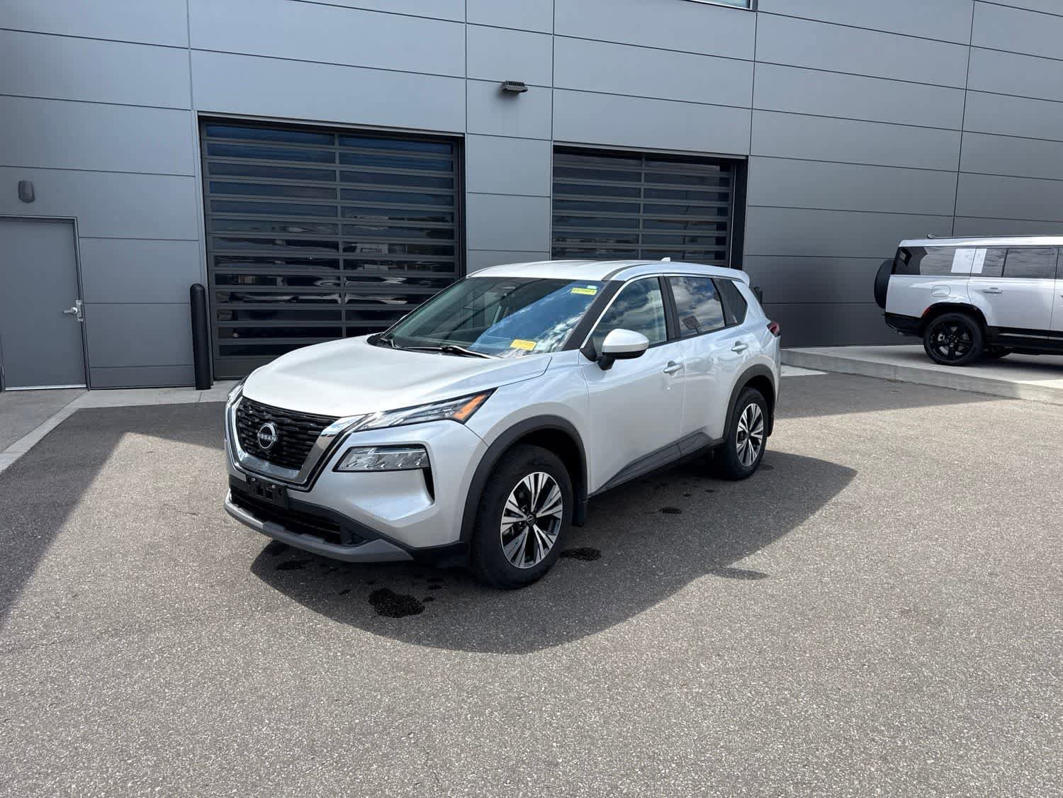 Used 2023 Nissan Rogue SV AWD/4WD image 1