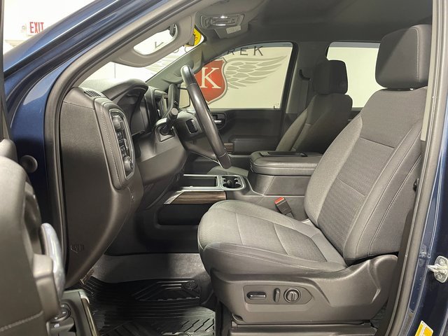 Used 2021 Chevrolet Silverado 1500 LT Trail Boss w/ Convenience Package II image 11