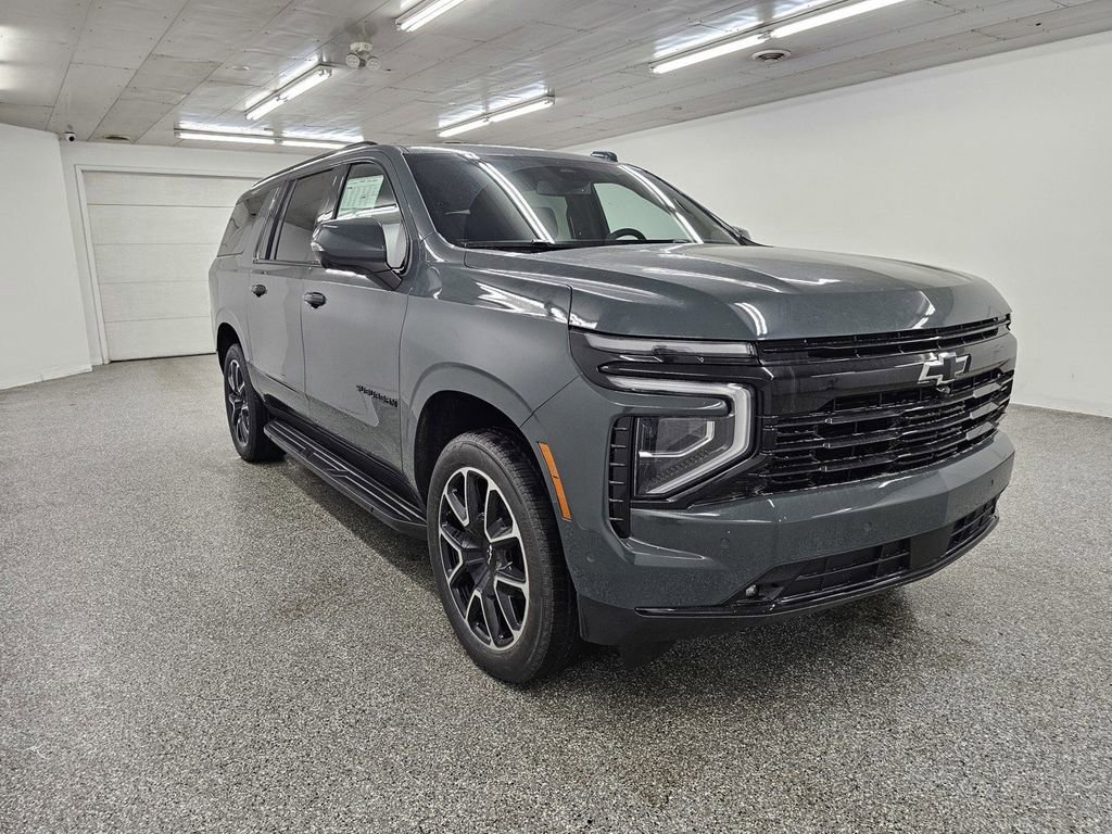 New 2026 Chevrolet Suburban RST w/ RST Capability Package image 3
