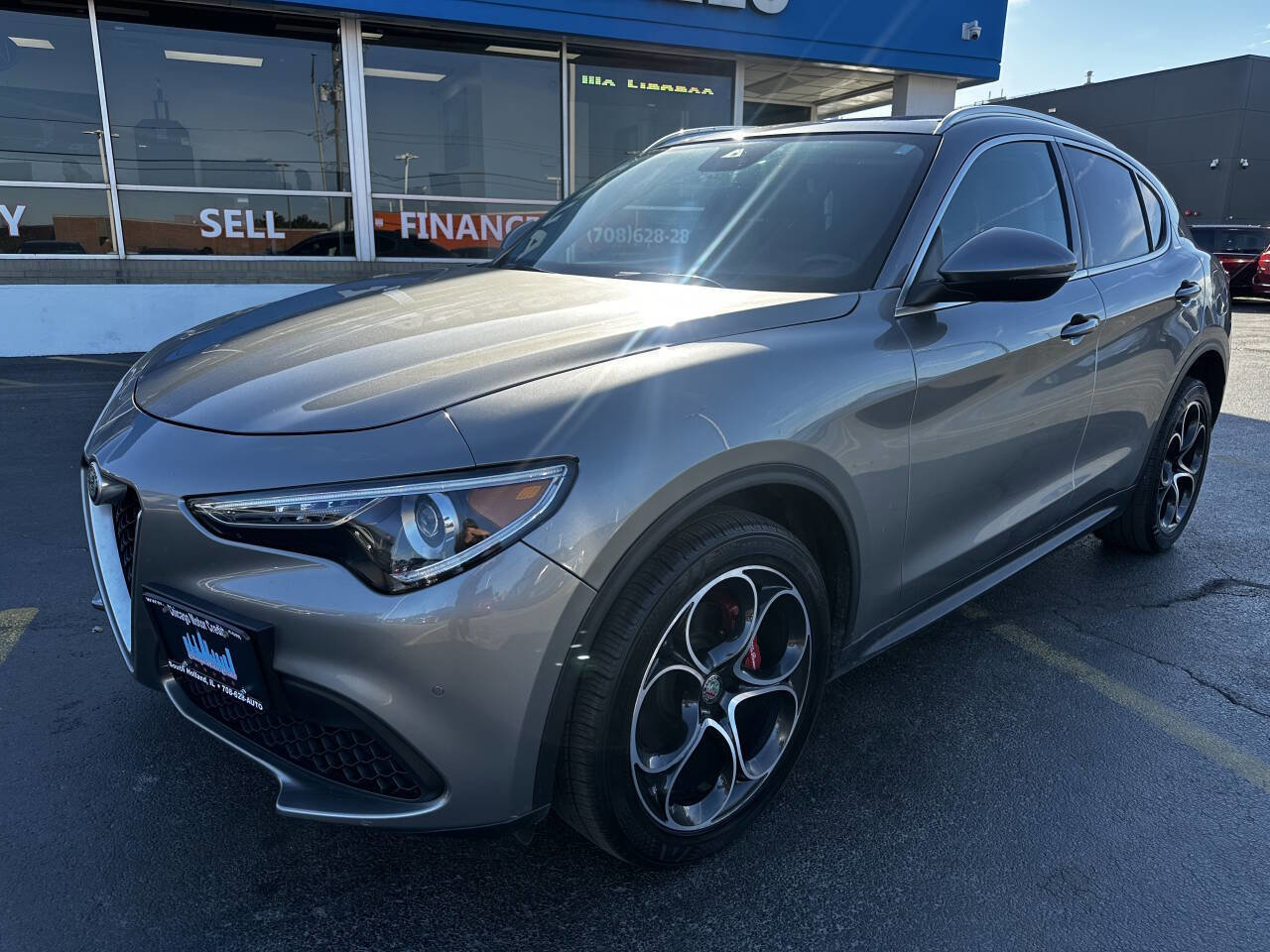 Used 2019 Alfa Romeo Stelvio Ti Lusso w/ Quick Order Package 22X Lusso image 3