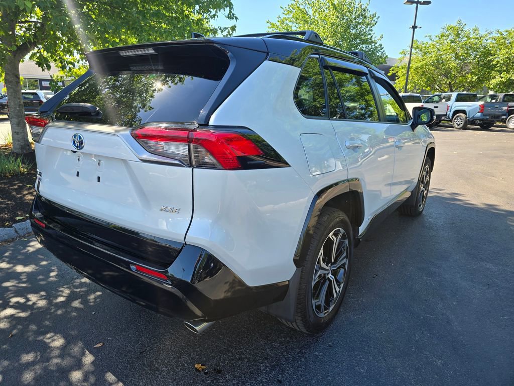 Certified 2023 Toyota RAV4 XSE w/ Weather Package AWD/4WD image 8