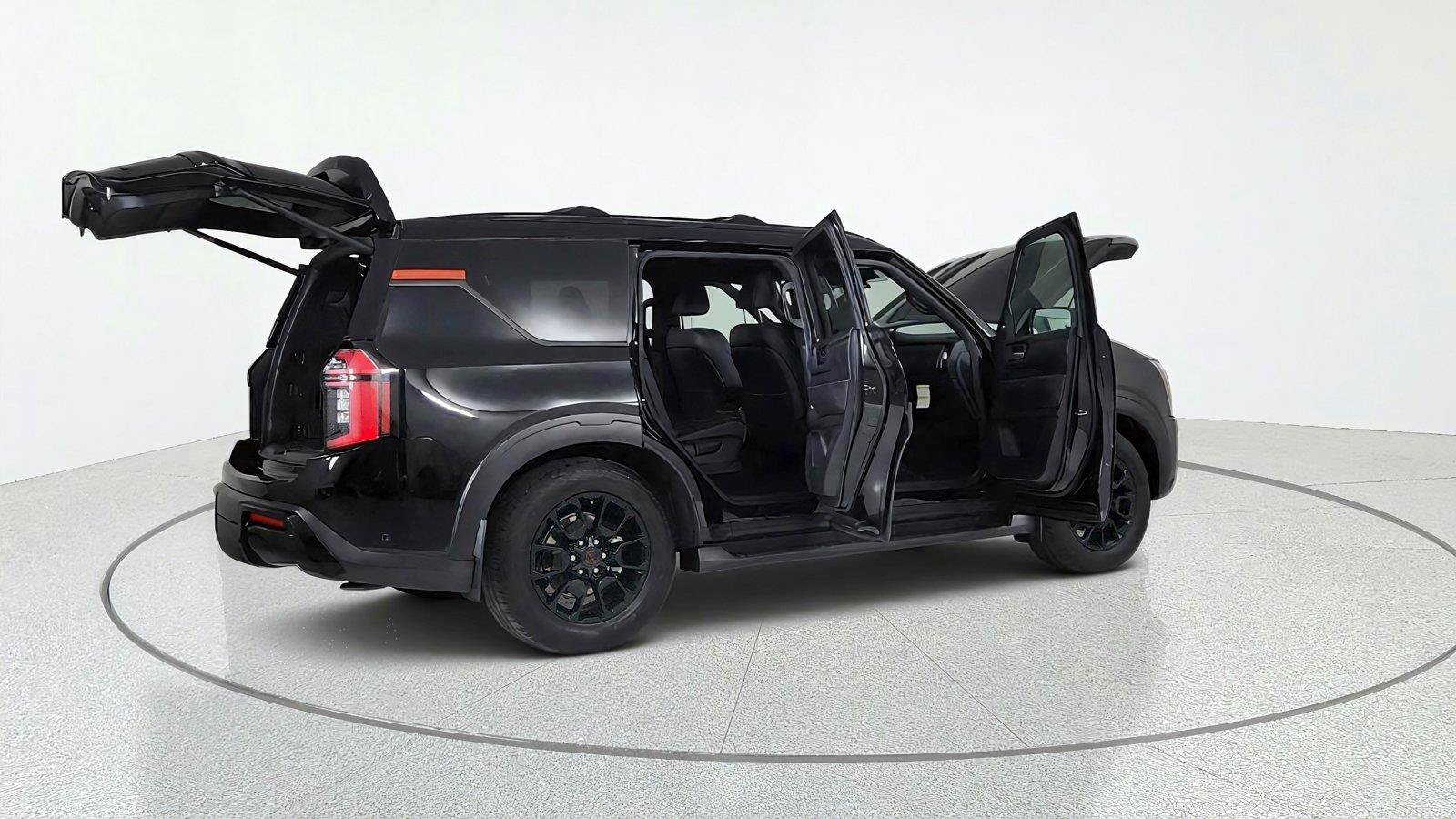 Certified 2025 Nissan Armada PRO-4X AWD/4WD image 14
