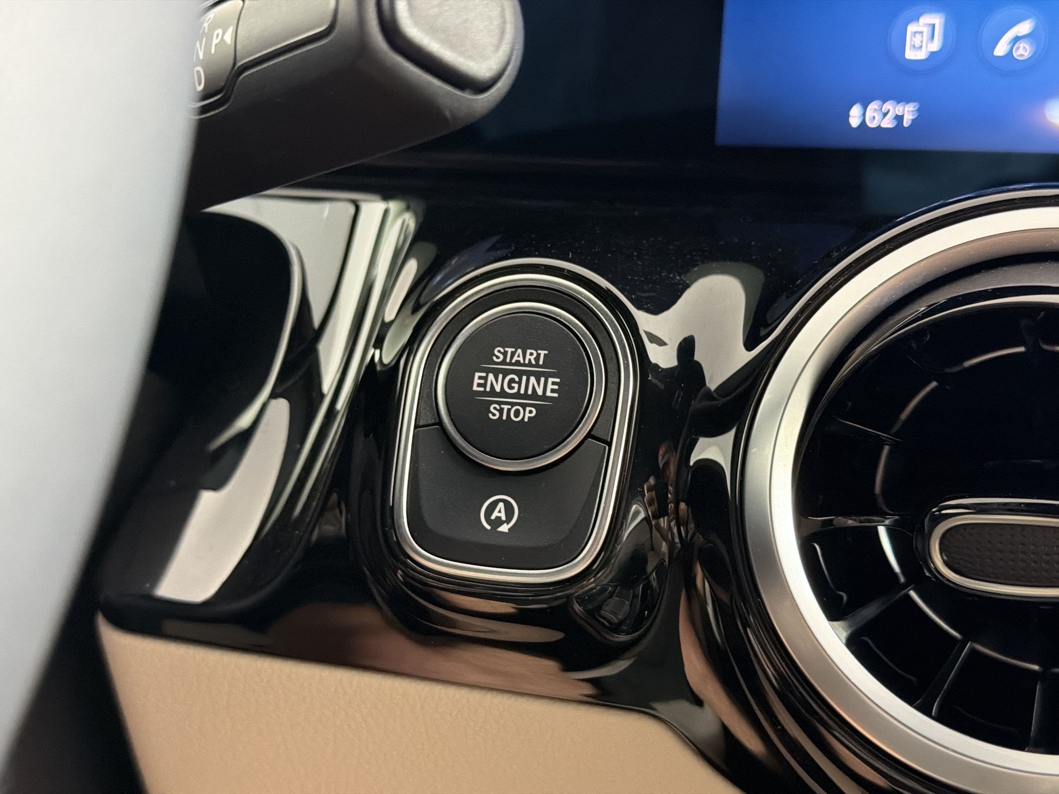 Used 2026 Mercedes-Benz GLA 250 4MATIC image 17