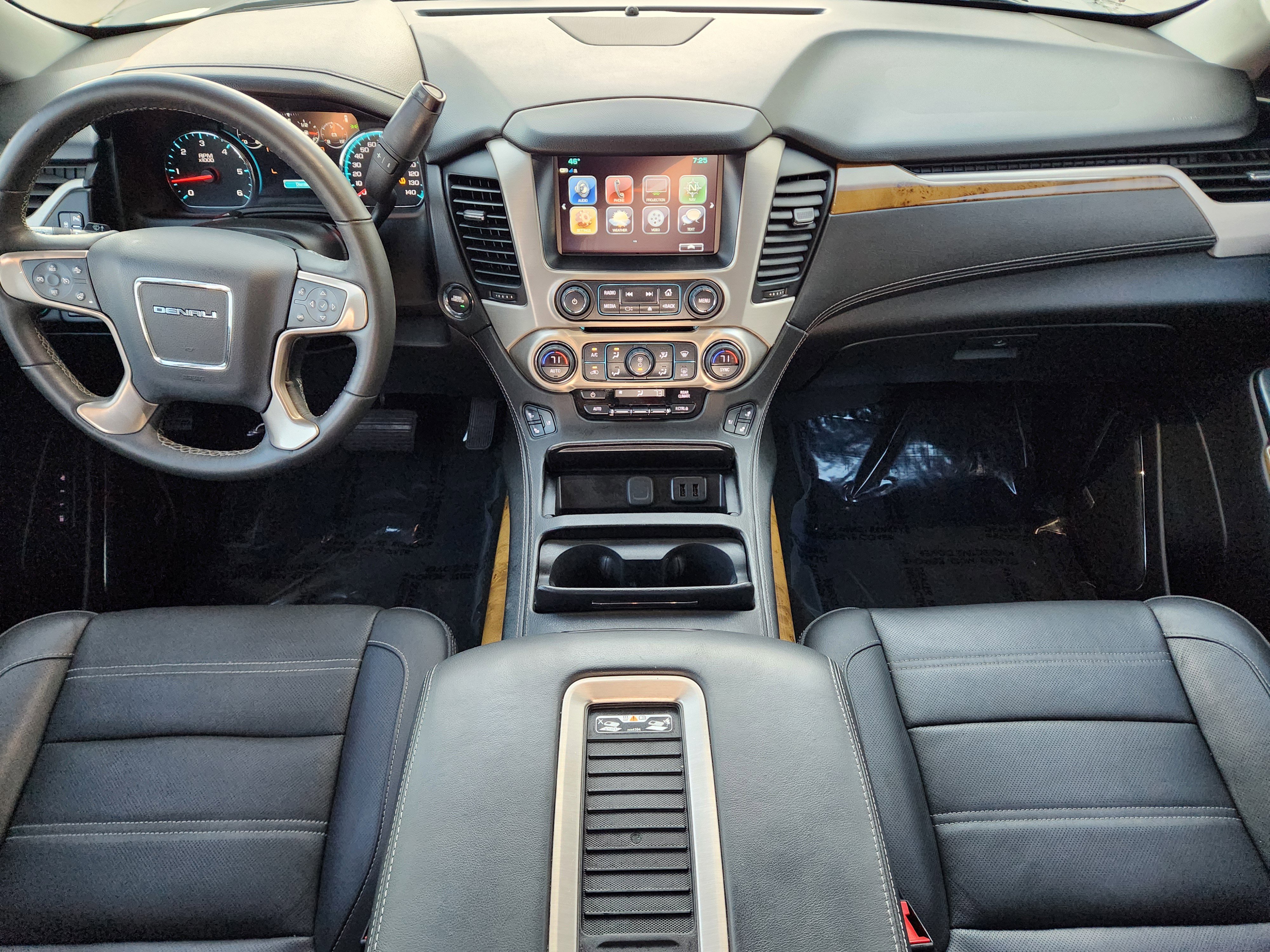 Used 2017 GMC Yukon Denali w/ Open Road Package image 27