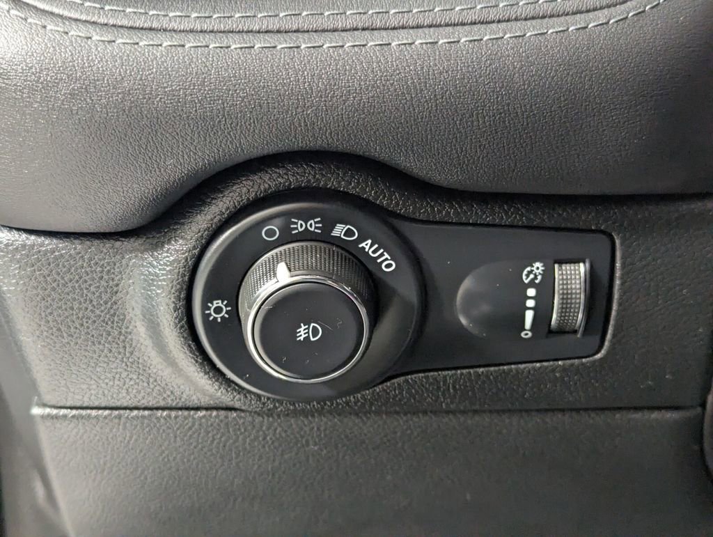 Used 2022 Dodge Durango Citadel image 13