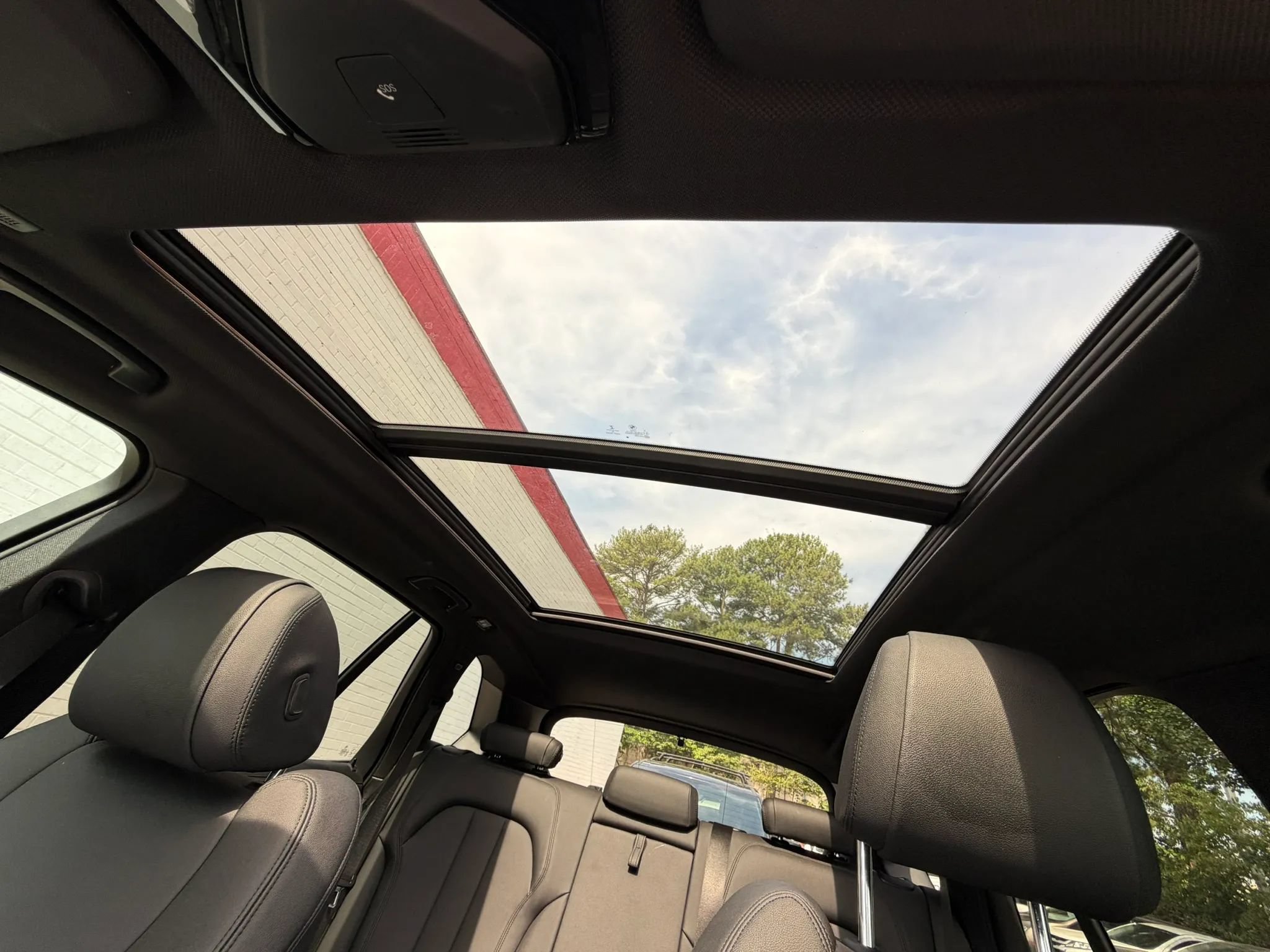 Used 2019 BMW X5 xDrive40i w/ Premium Package 2 AWD/4WD image 37