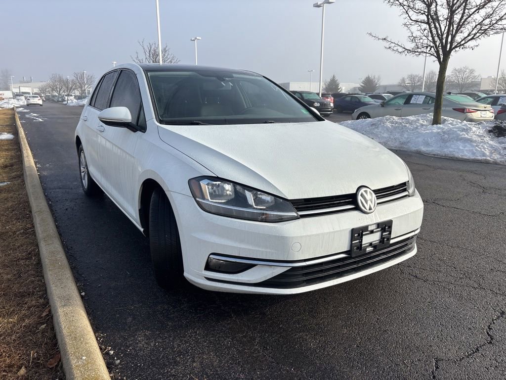 Used 2018 Volkswagen Golf SE image 16
