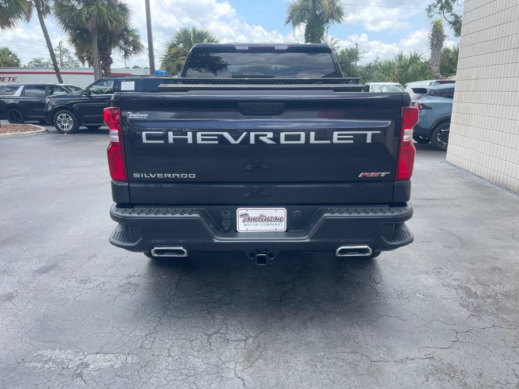 Used 2022 Chevrolet Silverado 1500 RST AWD/4WD image 4