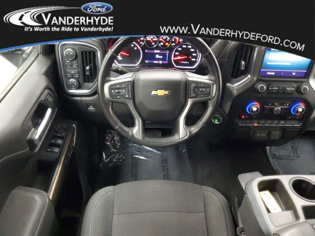 Used 2020 Chevrolet Silverado 1500 LT w/ All-Star Edition image 13