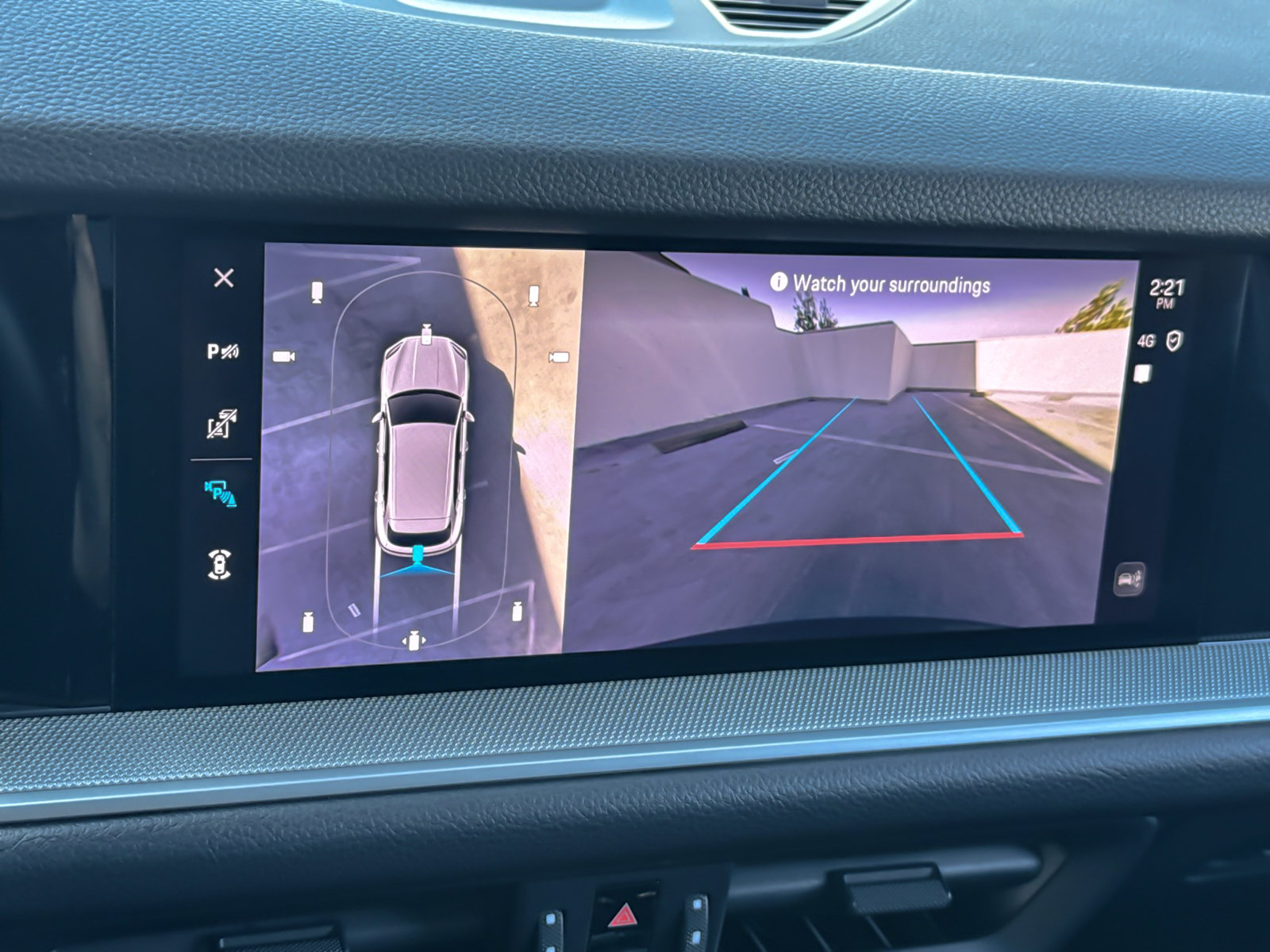 Certified 2024 Porsche Cayenne AWD/4WD image 19