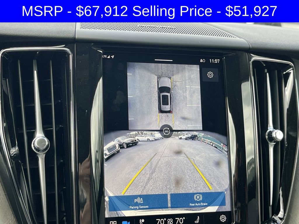 Certified 2025 Volvo XC60 T8 Plus w/ Protection Package Premier image 33