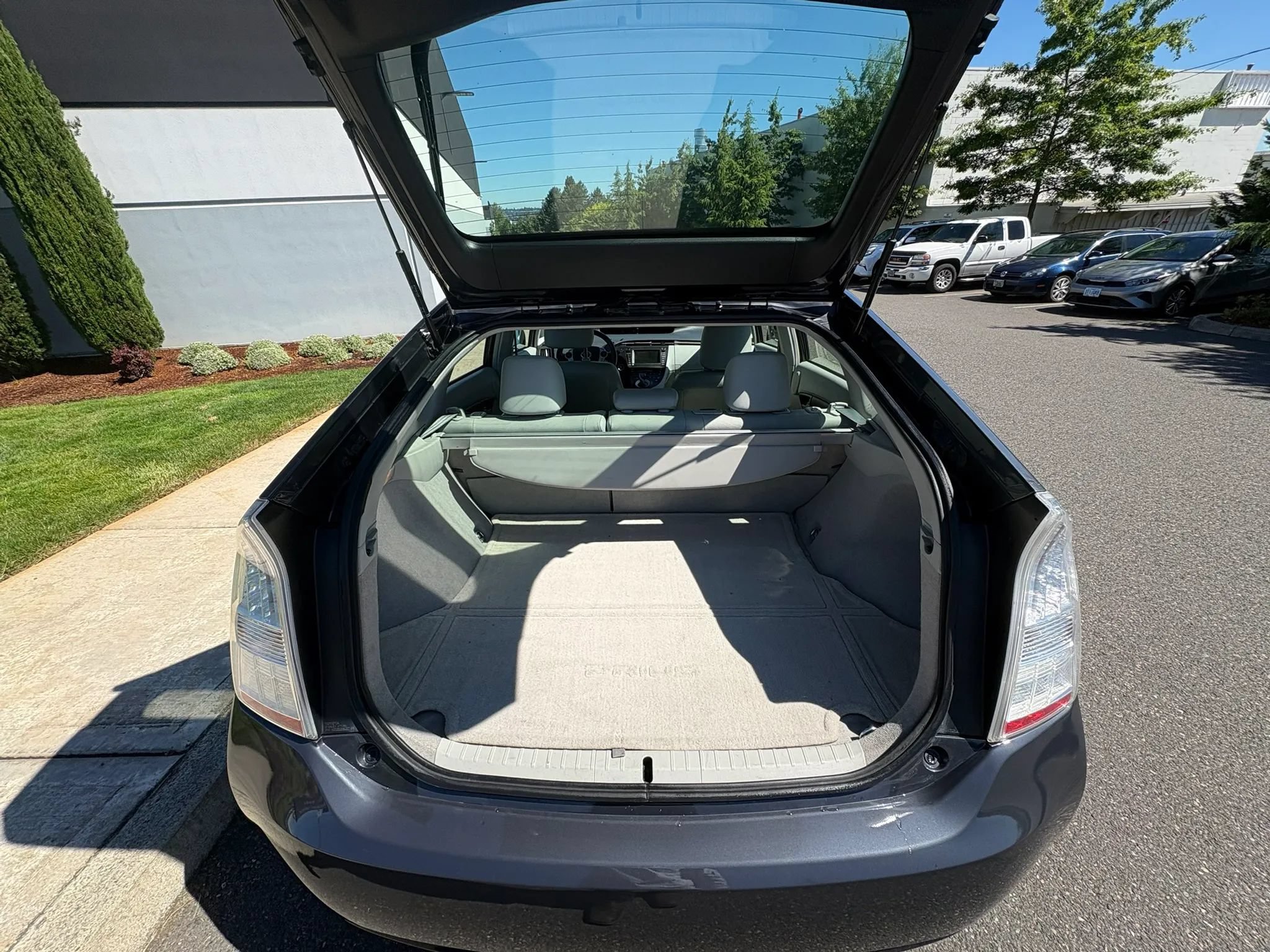 Used 2010 Toyota Prius Five FWD image 12